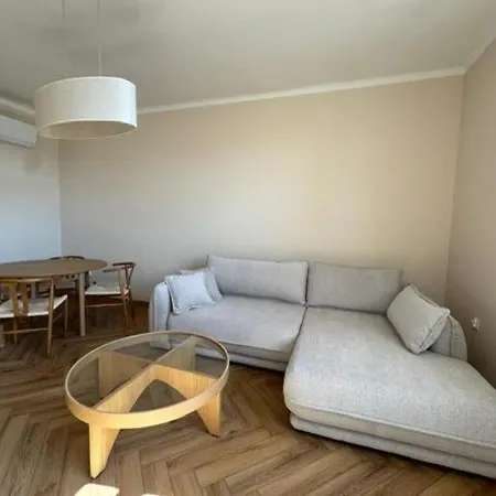 Rynek 7 Nr7 Pietro 4 * تشيشين